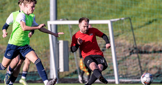 III lyga: ištraukti koziriai ir „D lygio“ futbolas (3 turas)